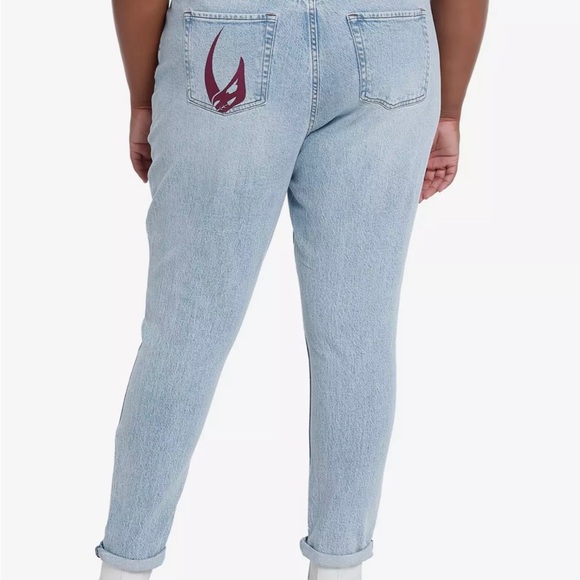 The Mandalorian Her Universe Jeans - Picture 2 of 3